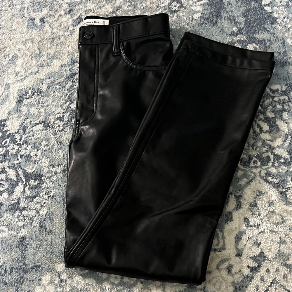 Abercrombie & Fitch Curve Love 90's Straight High Rise Vegan Leather Pants